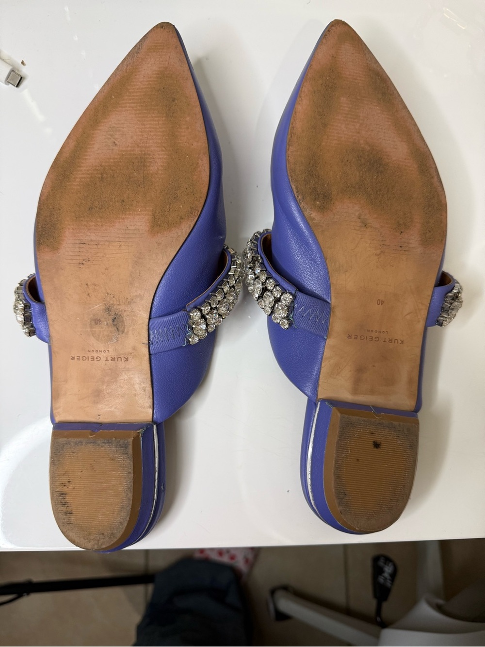 Kurt Geiger Lavender Crystal-Strap Pointed Mules - Picture 6 of 6